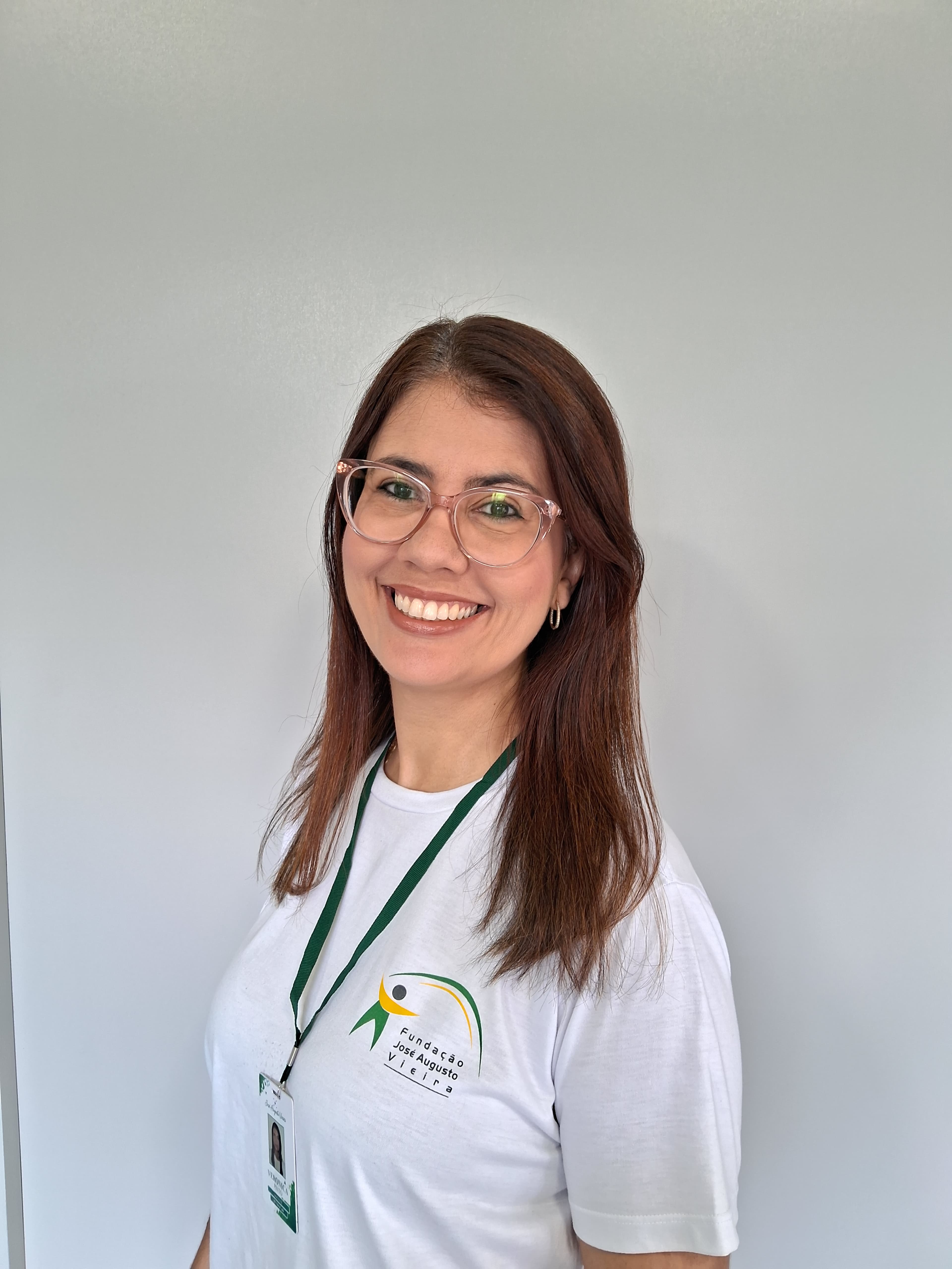 VERÔNICA FARIA